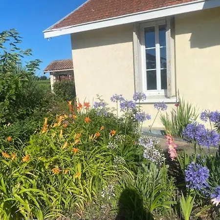 Holiday home Le Jardin De Vignobles Fabris Saint-Emilion